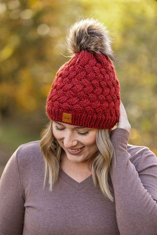 DB Knit Pom Beanie - Rust