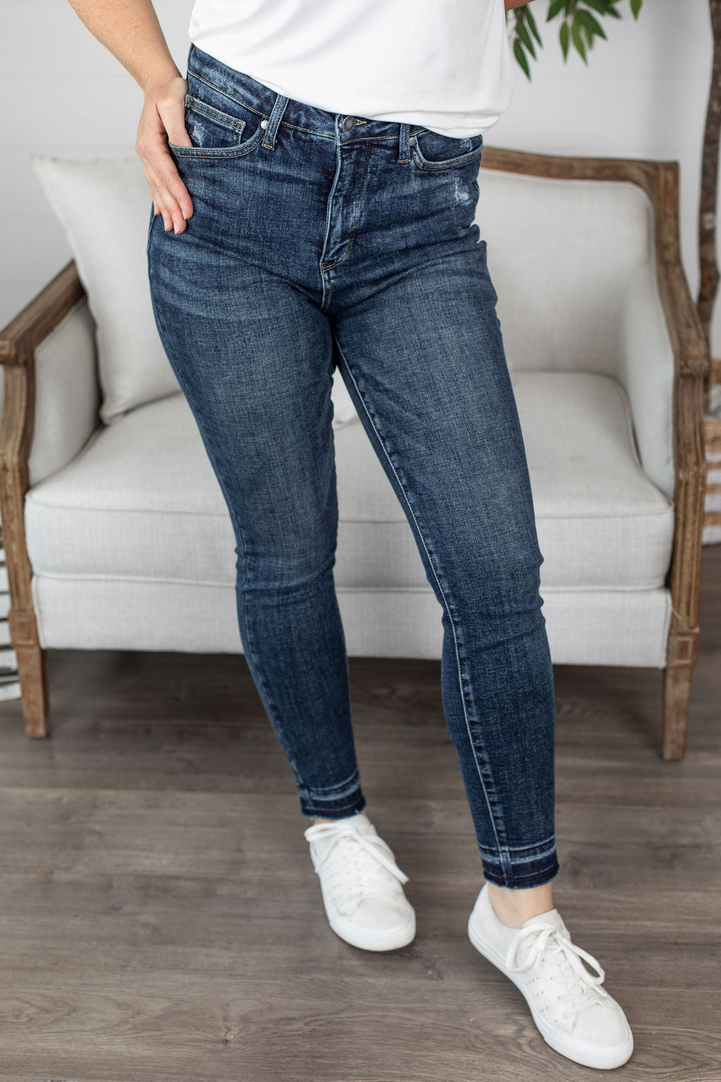 Judy Blue Jasmine Tummy Control Jeans