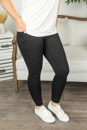 Michelle Mae Athleisure Leggings - Black Leopard
