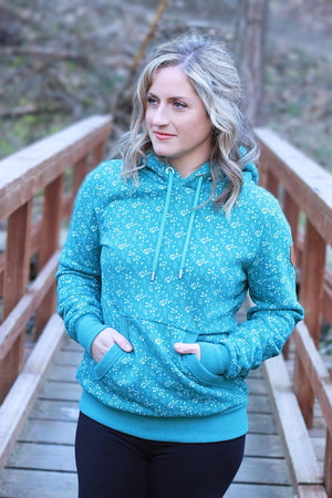 Wanakome Danna Hoodie - Lake - Ella Lane A new style by Wanakome! is a classic pullover sweatshirt with front kangaroo