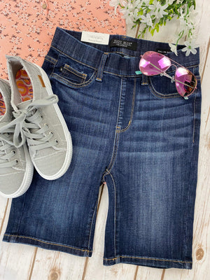 Judy Blue High Waist Pull On Bermuda Shorts What is better than a pair of pull on bermuda shorts? Pretty much nothing!